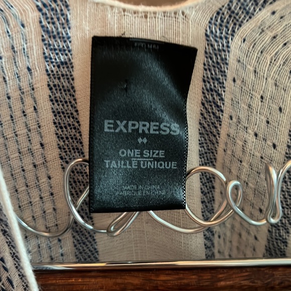 Kimono - Picture 4 of 4